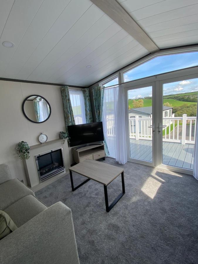 Riverwood Lodge New Quay Dış mekan fotoğraf