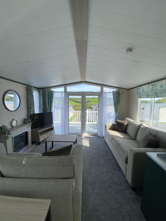 Riverwood Lodge New Quay Dış mekan fotoğraf